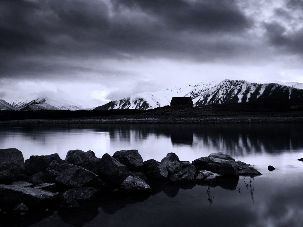 Домик на озере обои