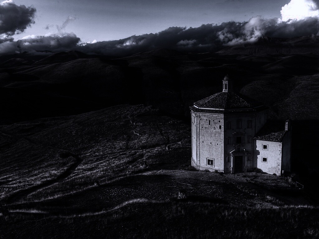 Церковь в Италии обои