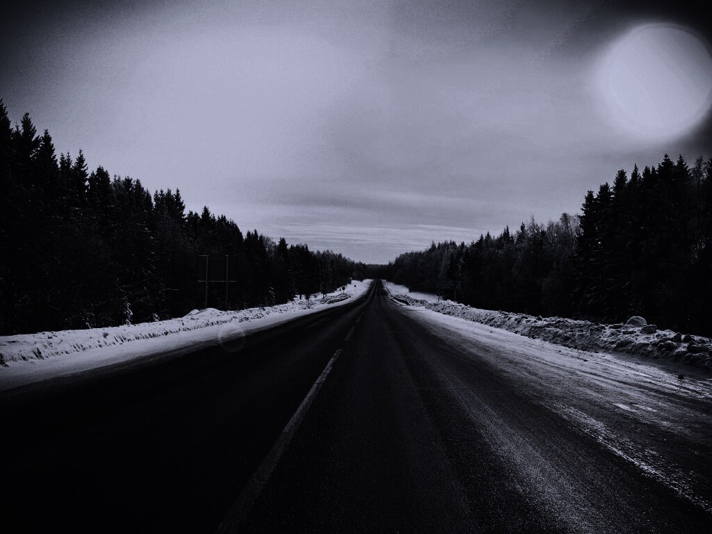 Дальняя дорога зимой обои