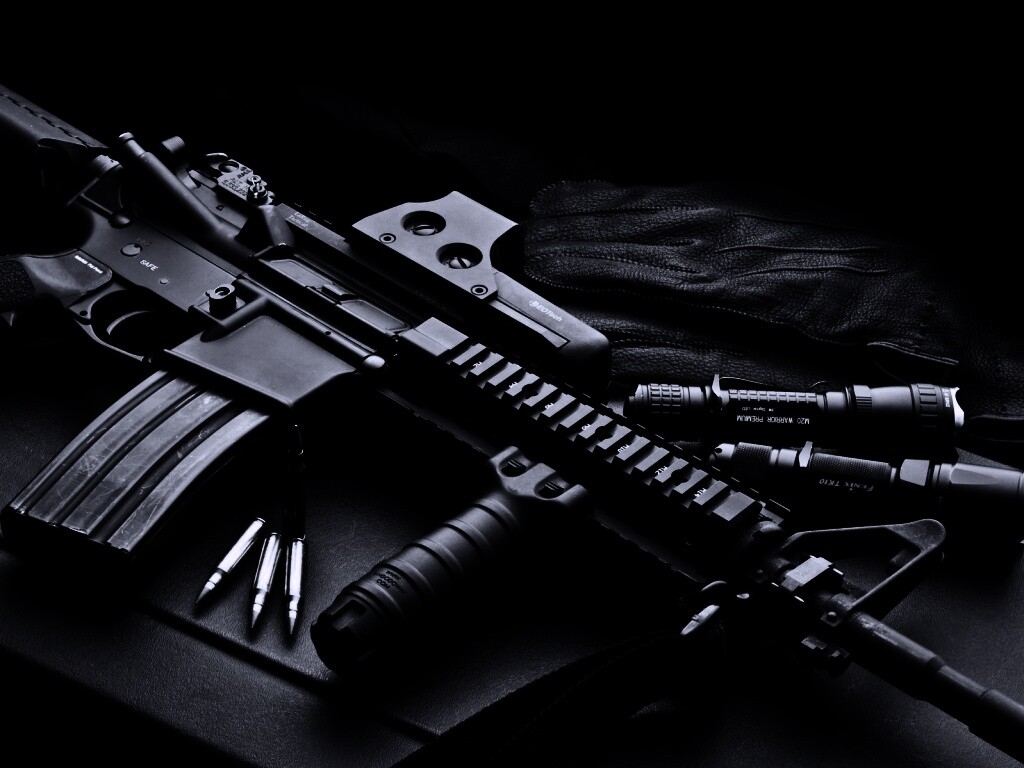 Черный автомат обои