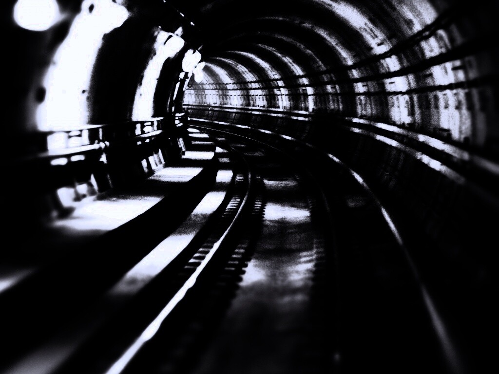 Тоннель метро обои