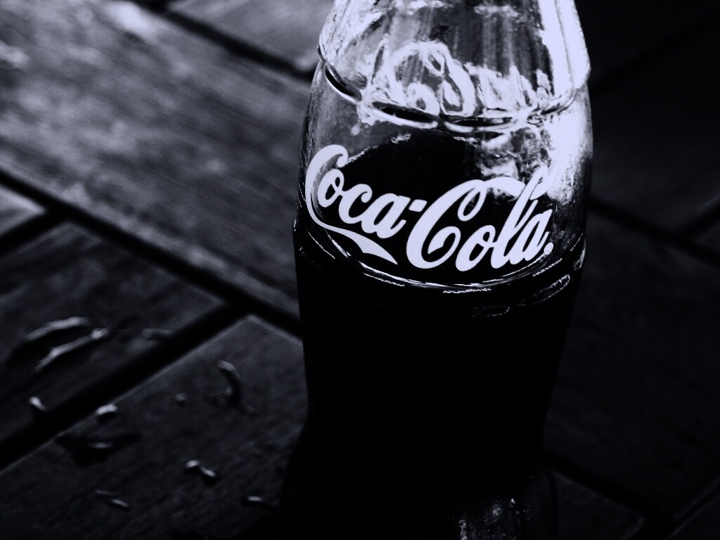 Бутылка Coca-Cola обои