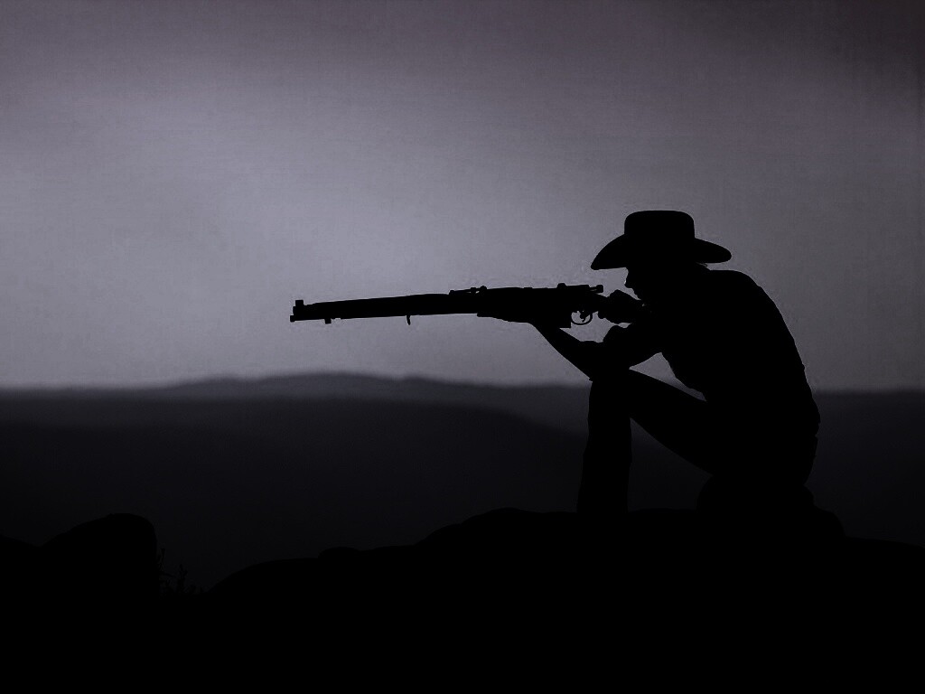 Стрелок на закате обои