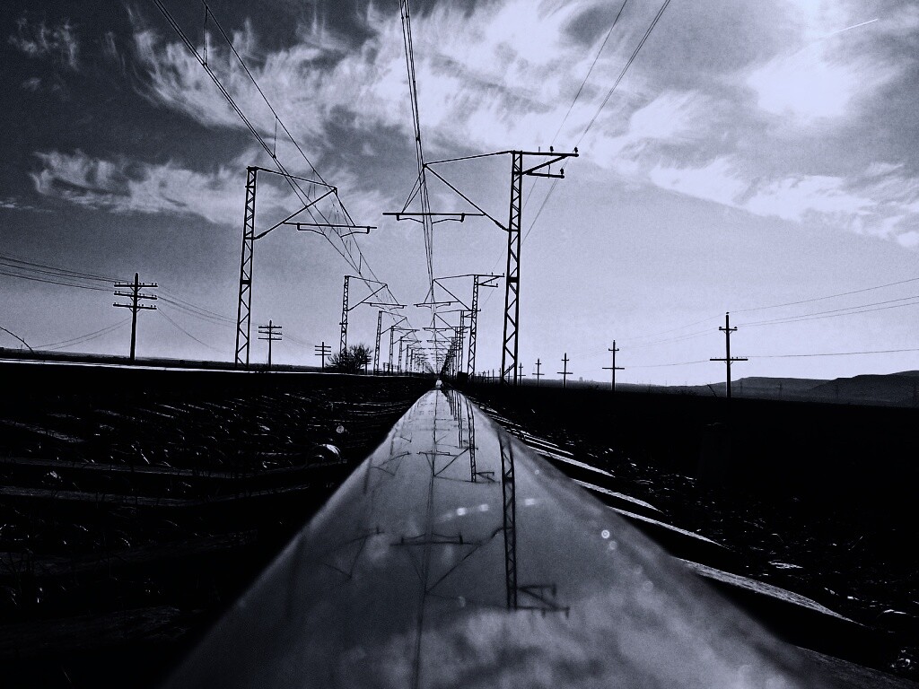 Отражение в рельсе обои