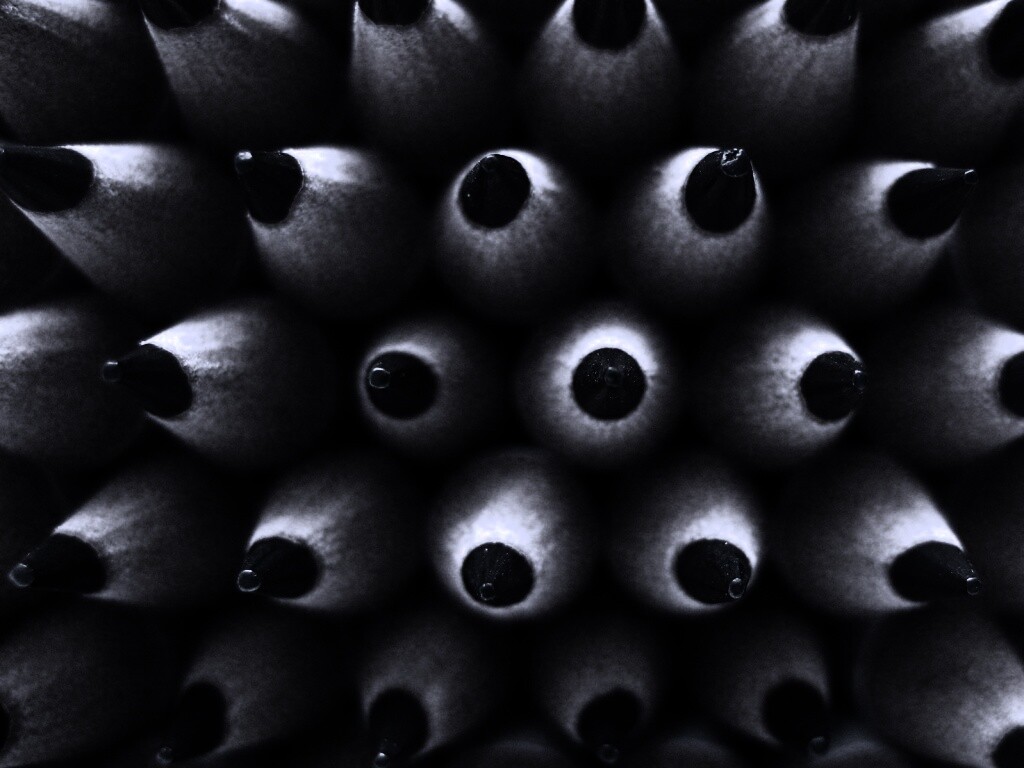 Чёрные карандаши обои