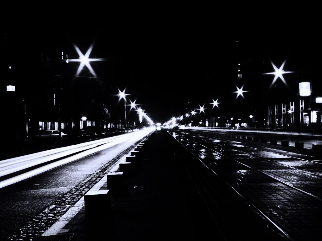 Мгновение на улице ночного города обои