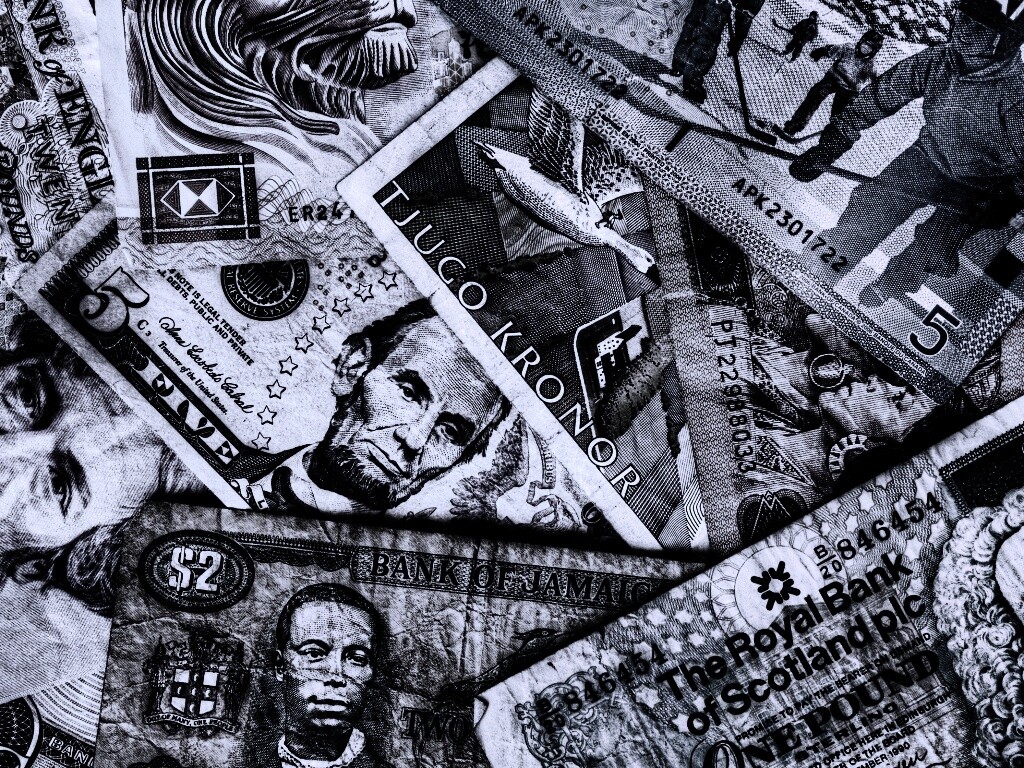 Купюры из разных стран обои