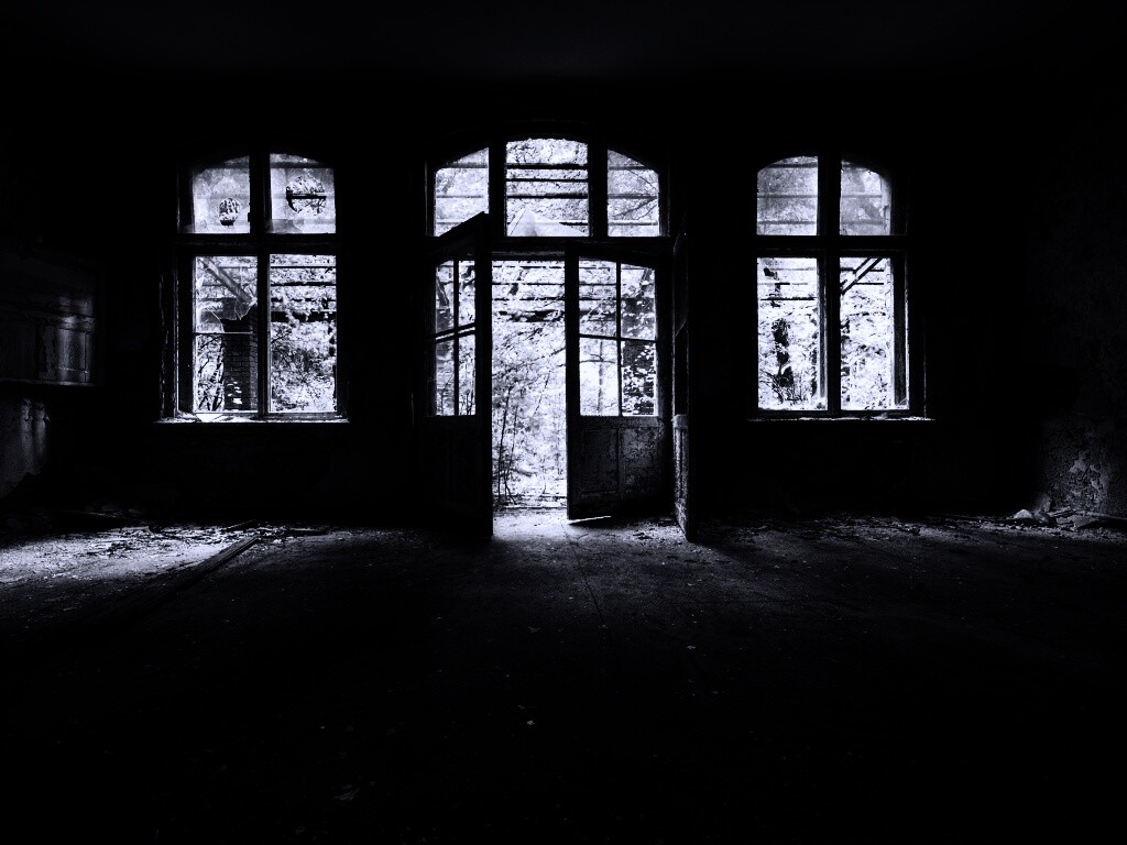 Комната в заброшенном здании обои