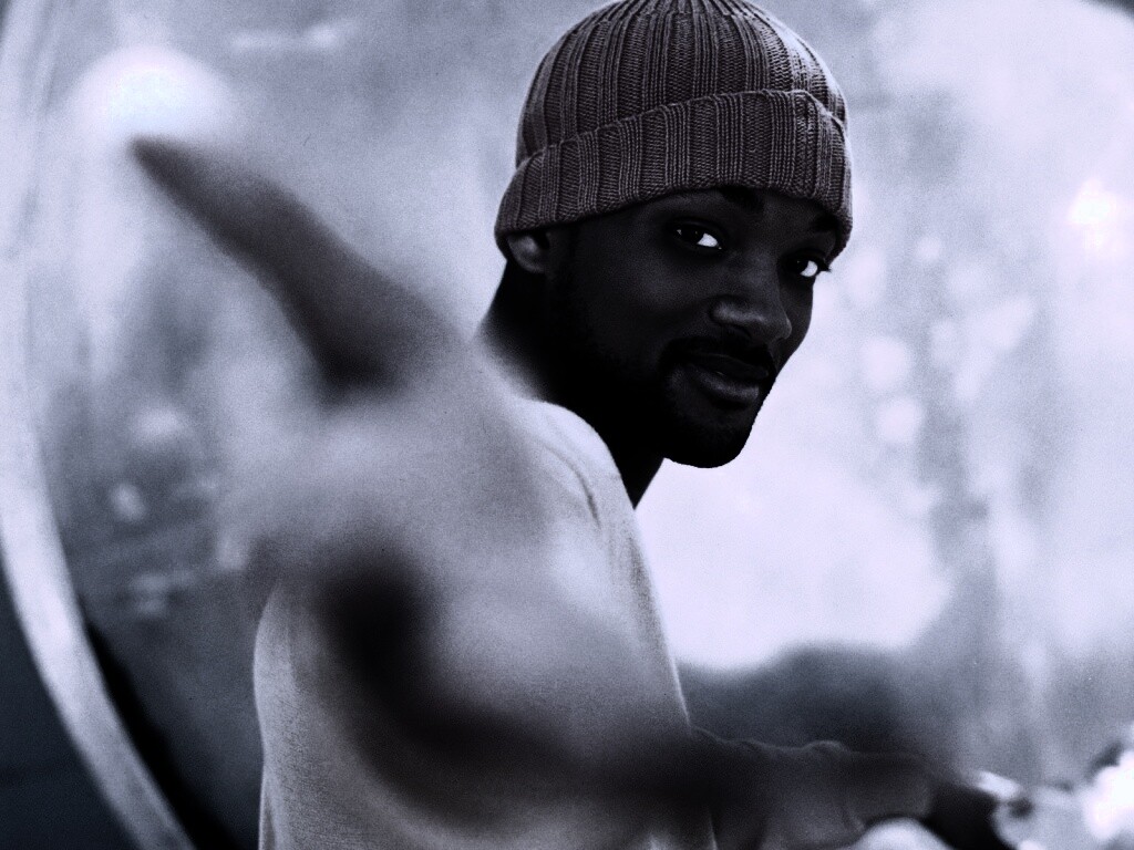 Уилл Смит протягивает тебе руку обои