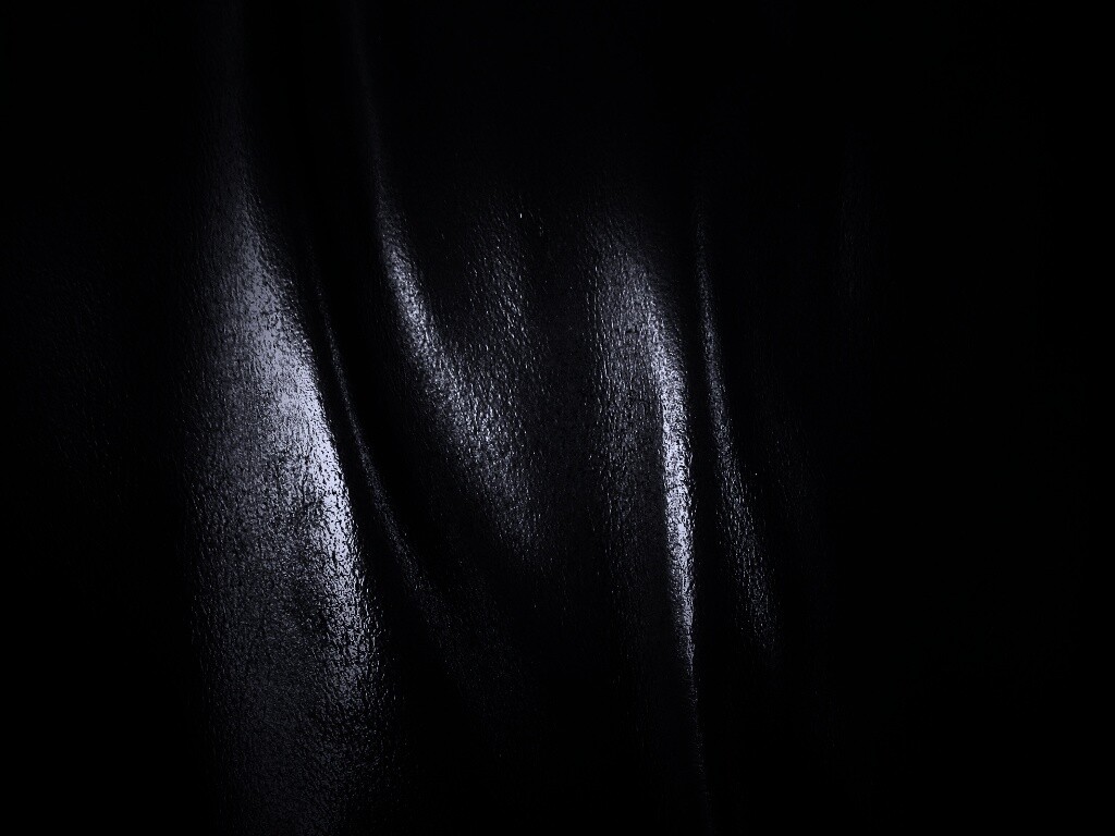 Чёраня кожа обои