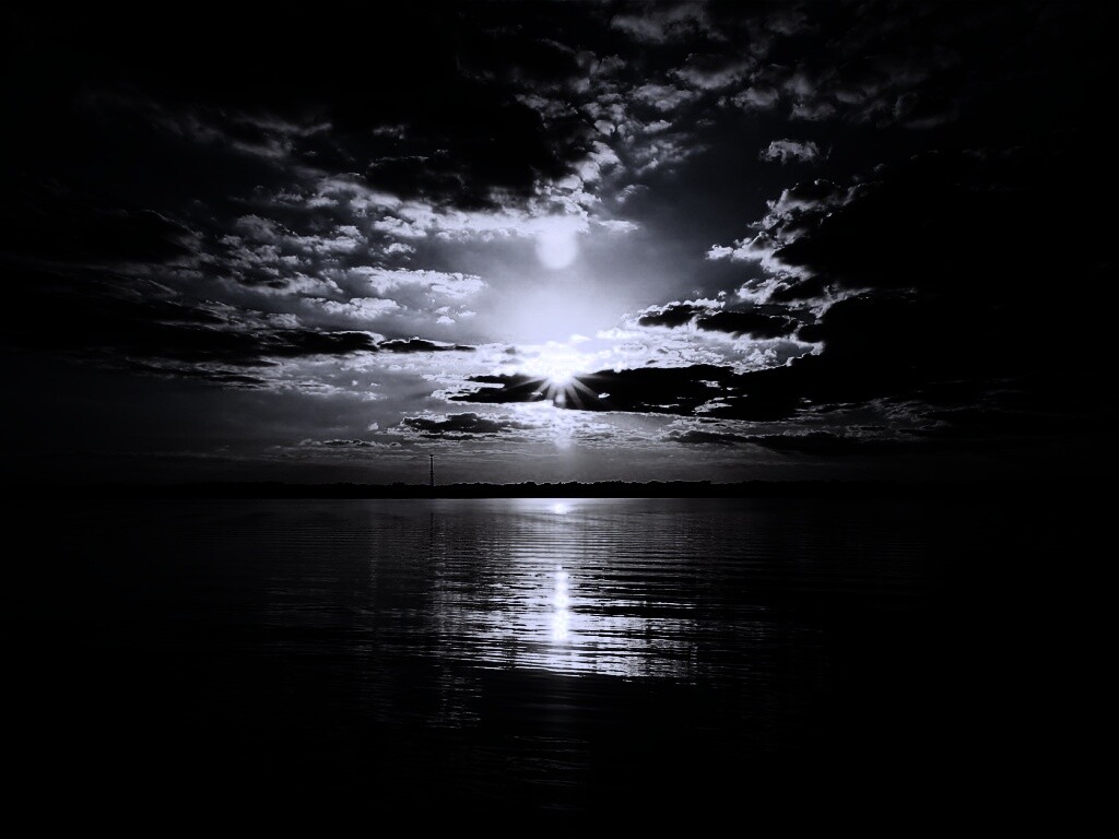 Закат над озером обои