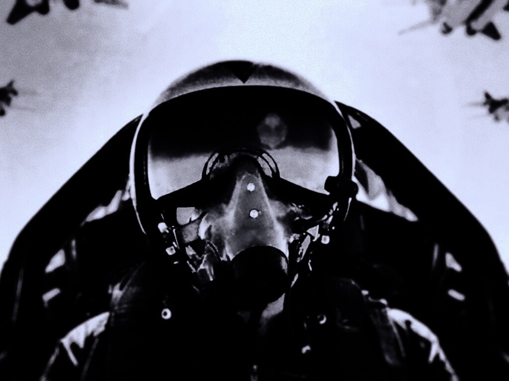 Пилот истребителя обои