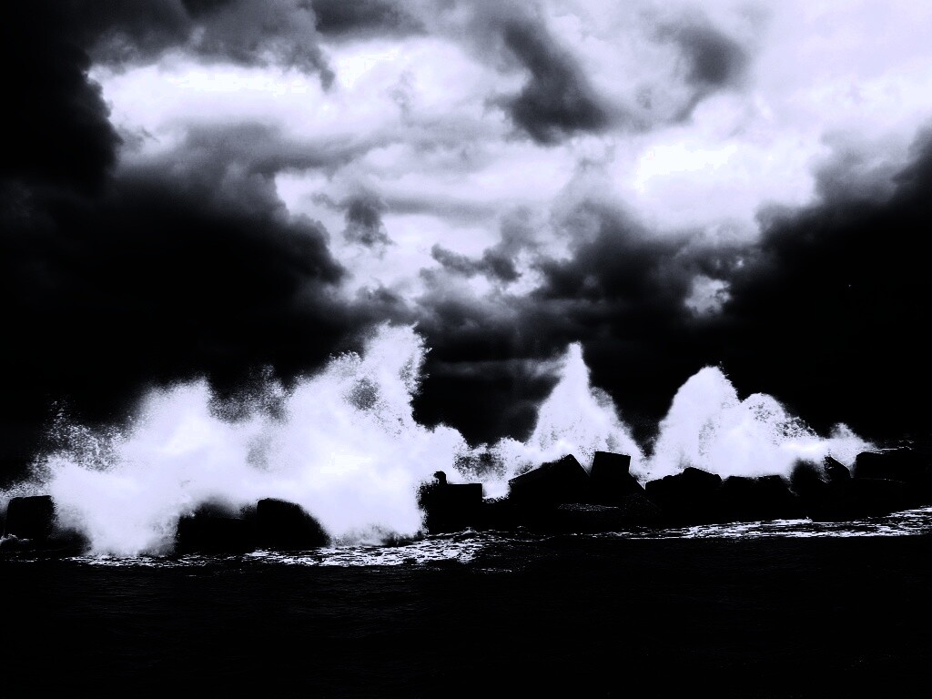Буря в океане обои