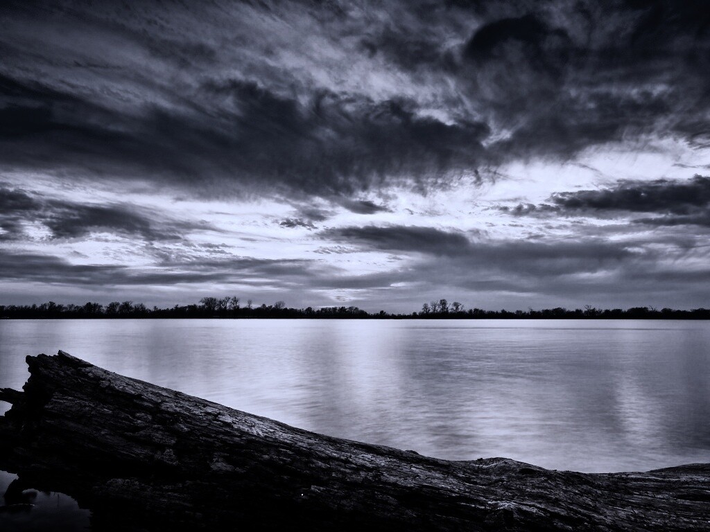 Закат на озере обои