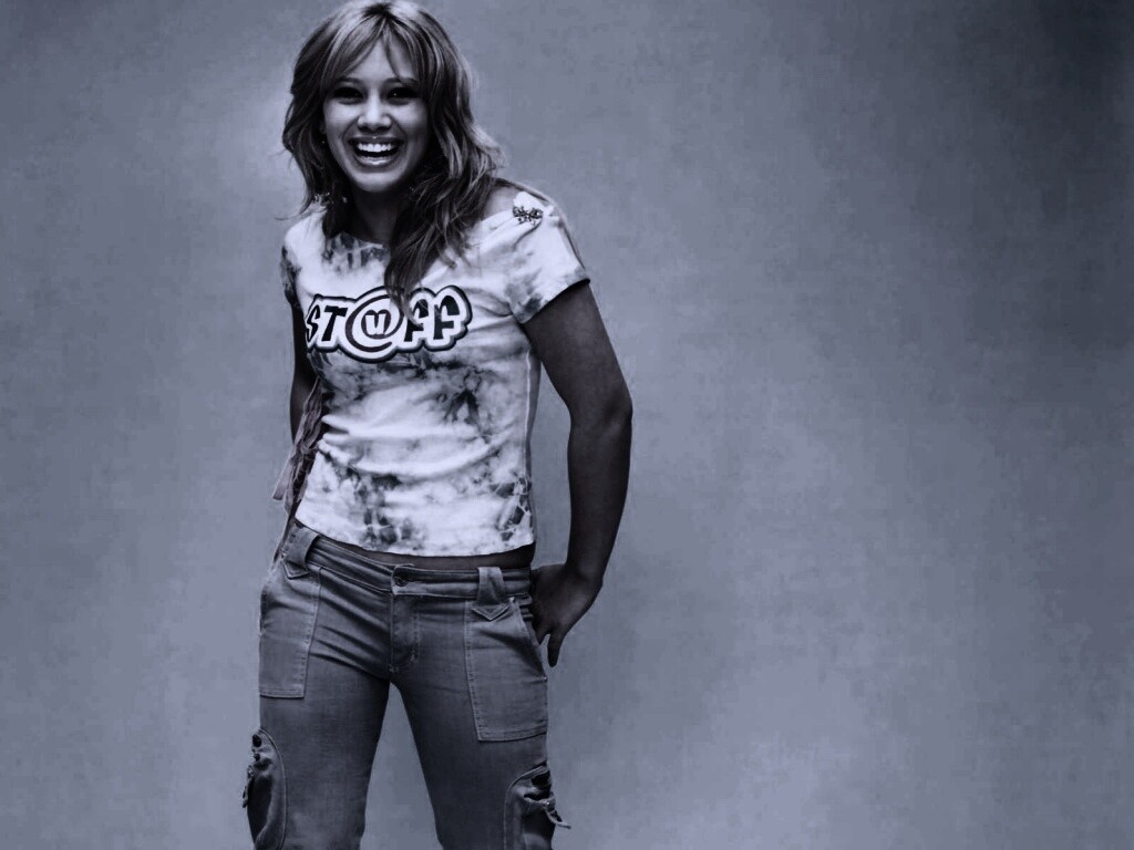 Хилари Дафф смеется обои