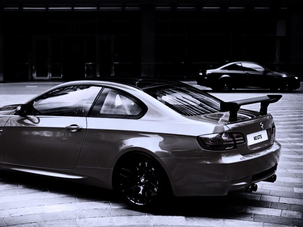 Оранжевый BMW M3 обои