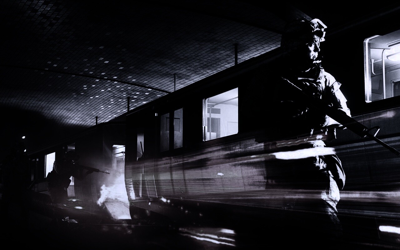 Солдаты на станции метро обои