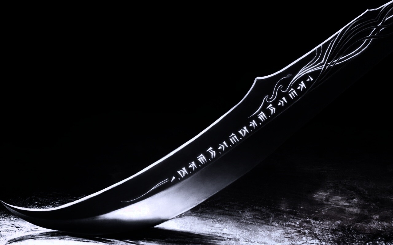 Клинок с магическими рунами обои