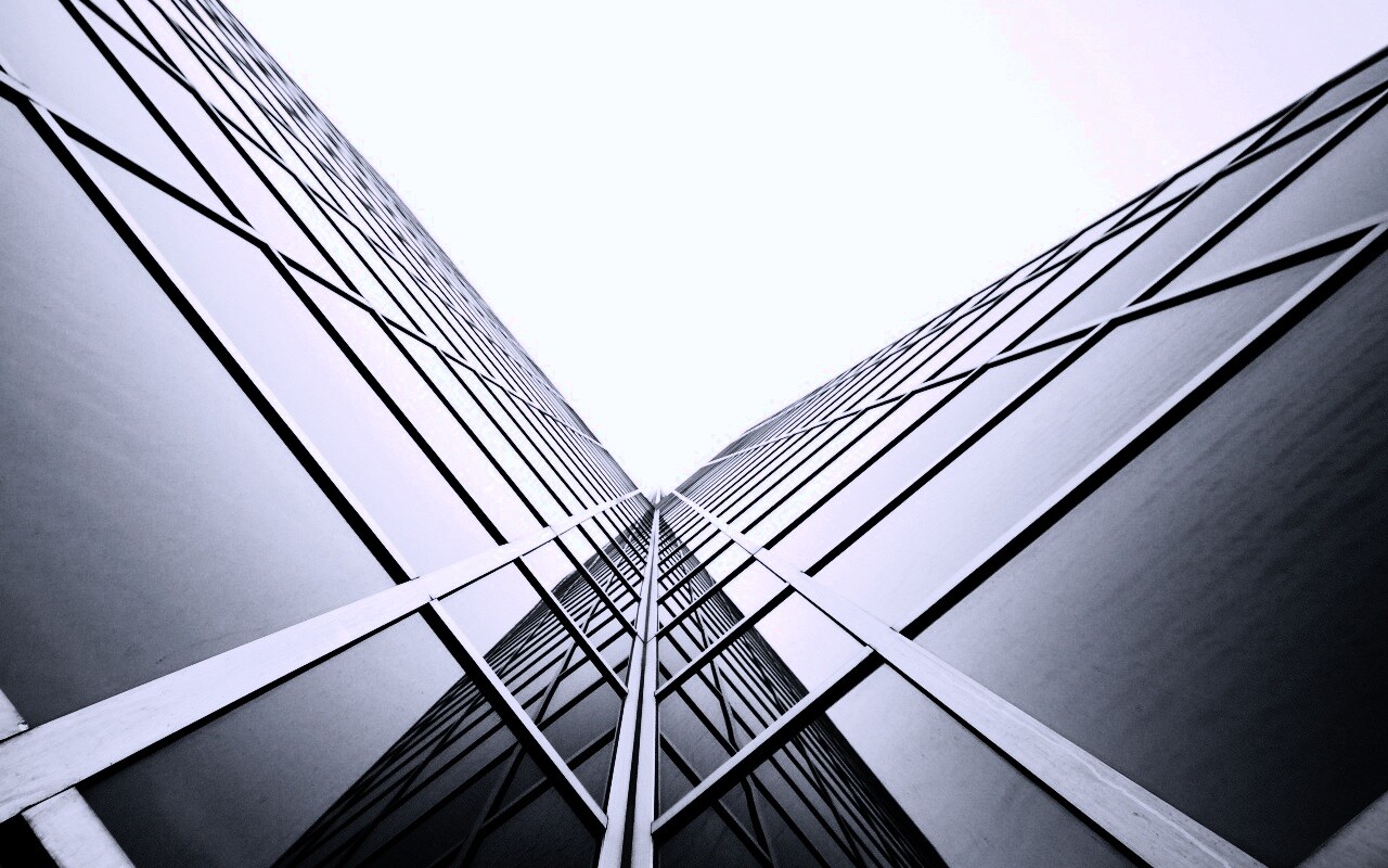 Стекло и сталь обои