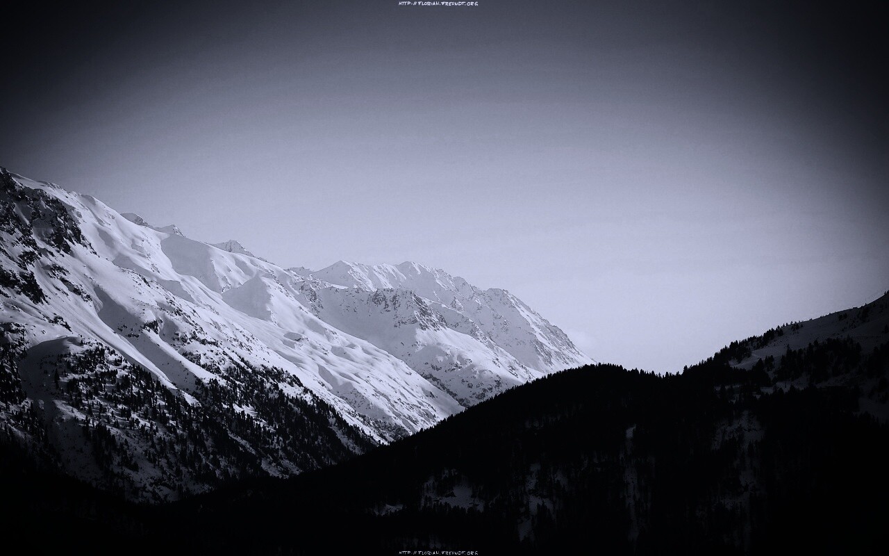 Горные вершины зимой обои