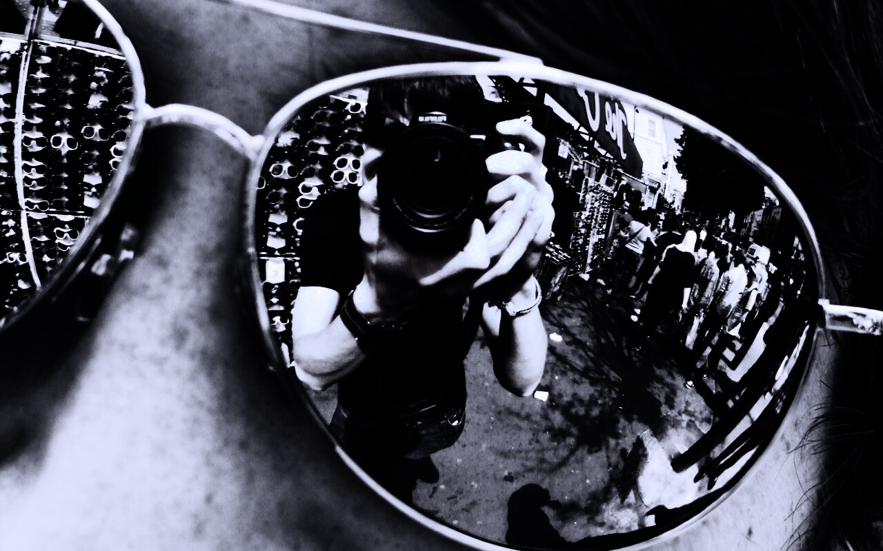 В очках обои