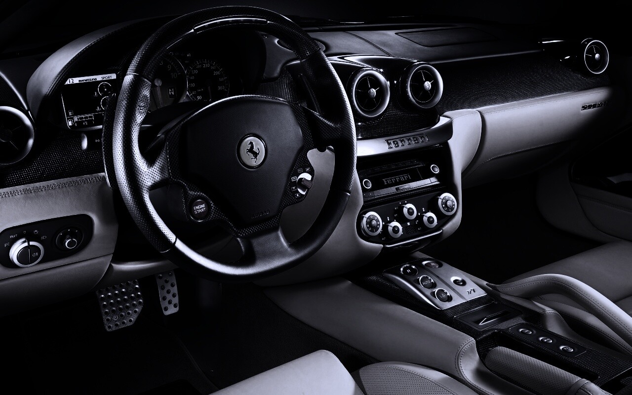 Салон феррари обои