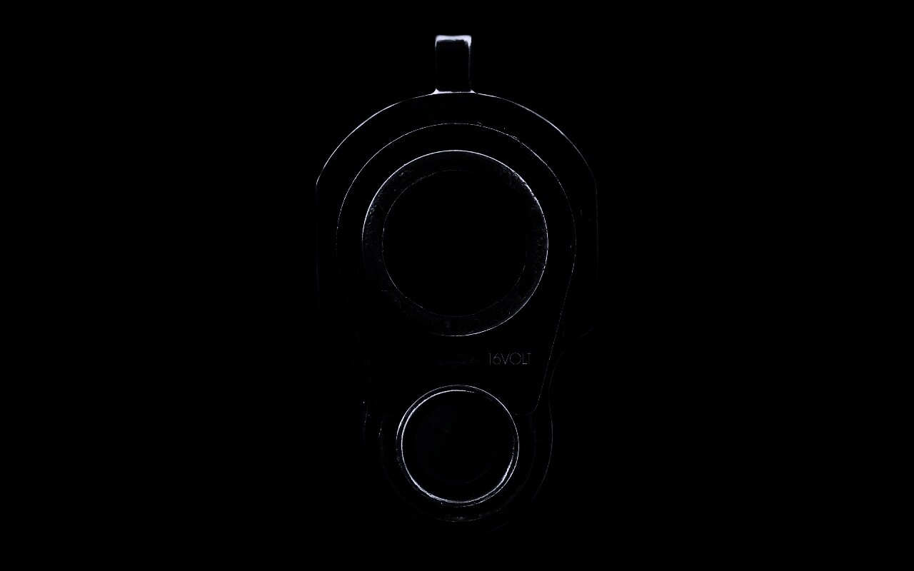 Дуло пистолета обои