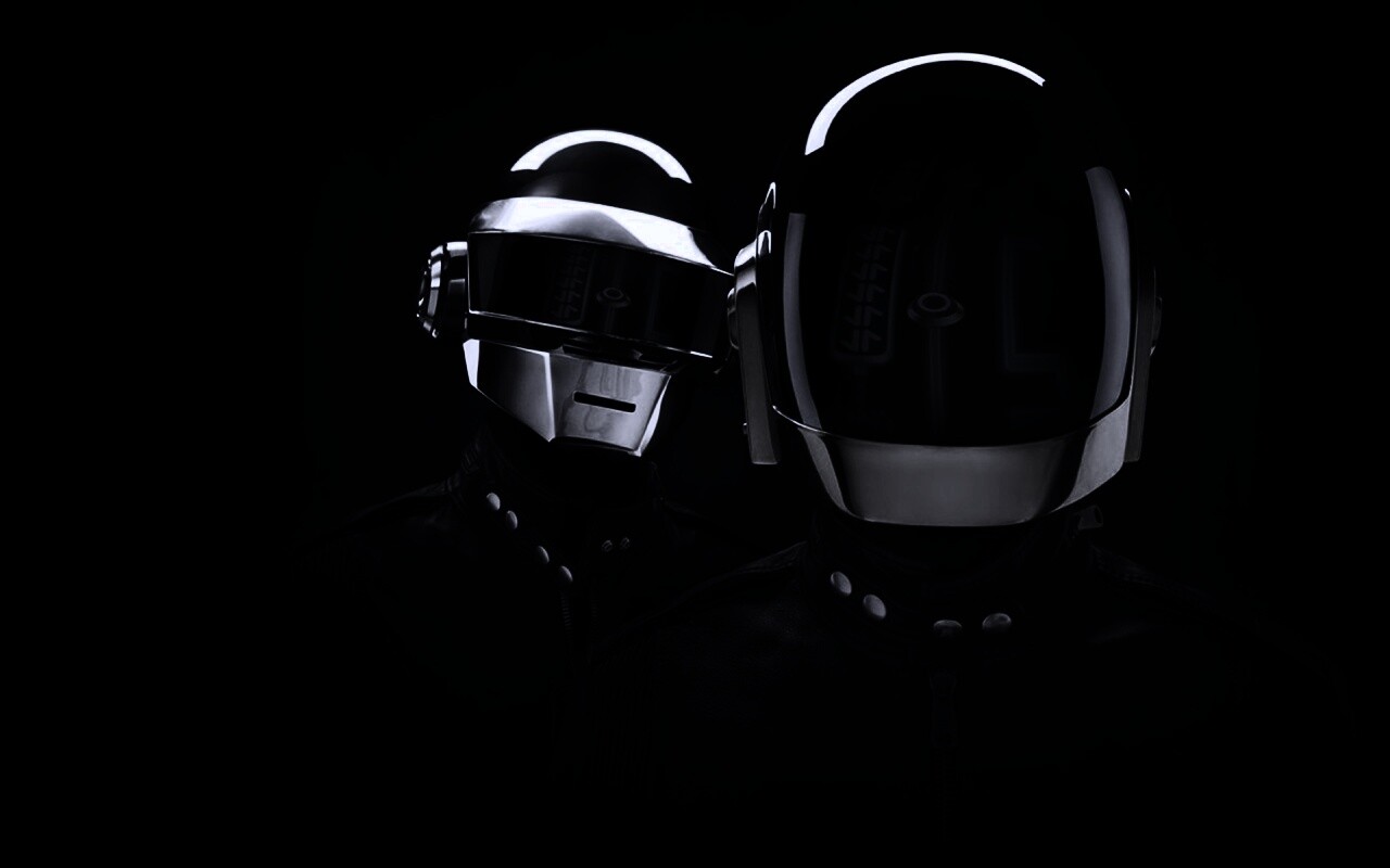 Daft Punk на темном фоне обои