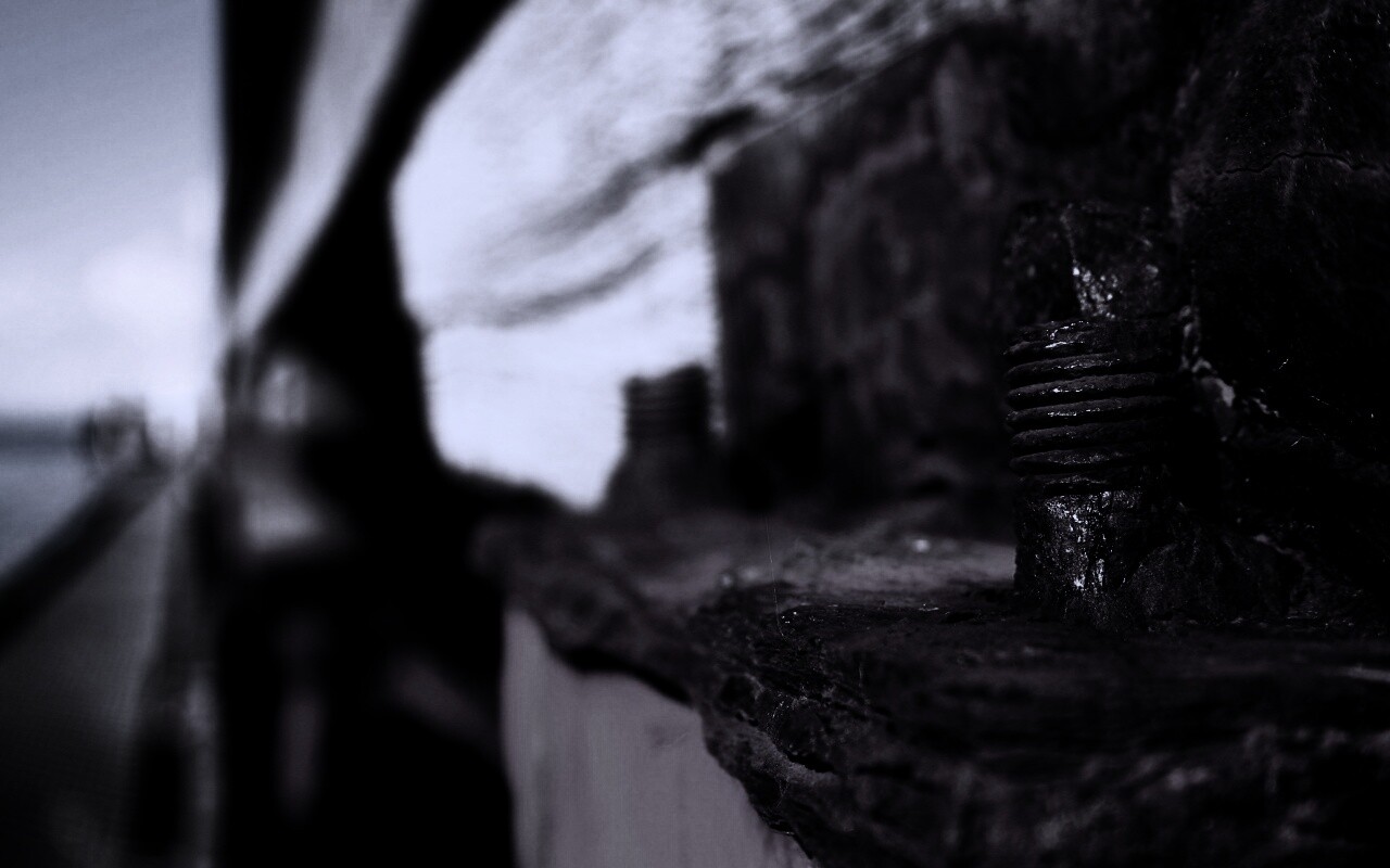 Проржавевшие болты обои