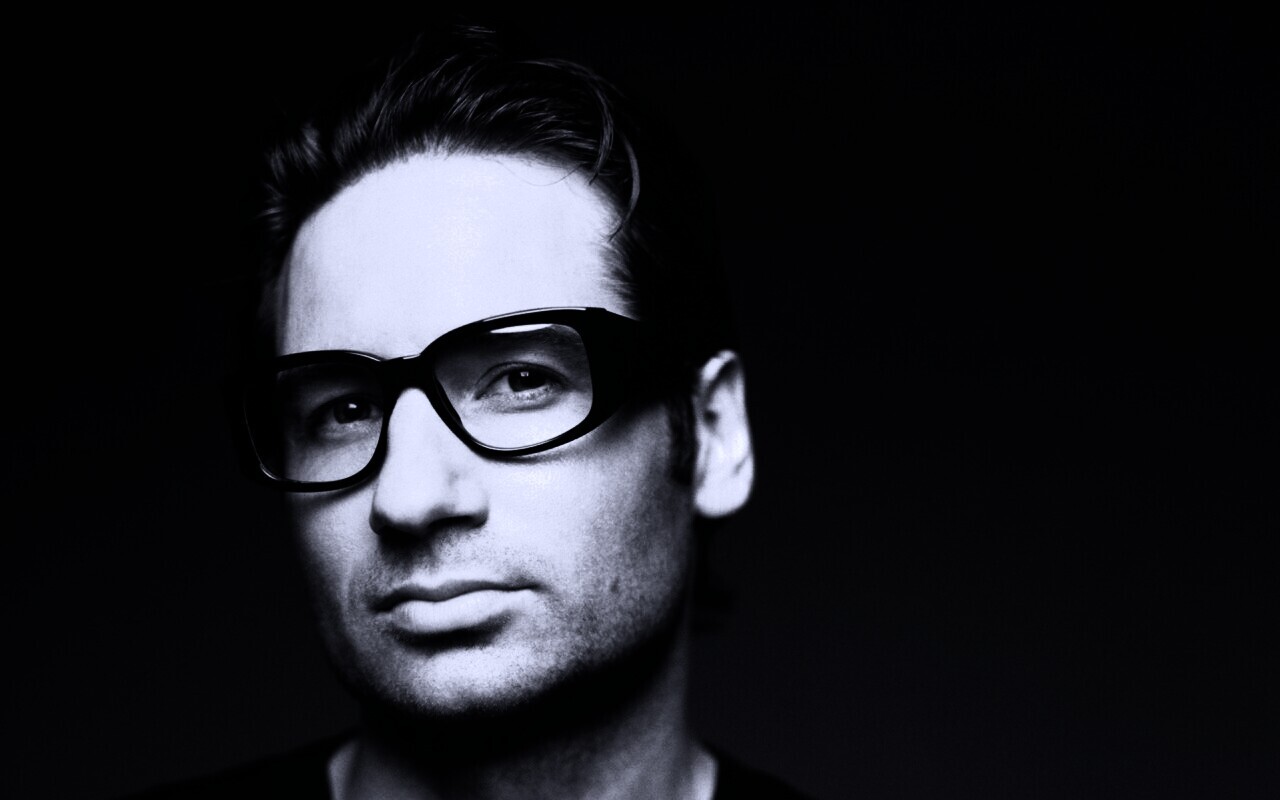 Дэвид Духовны обои