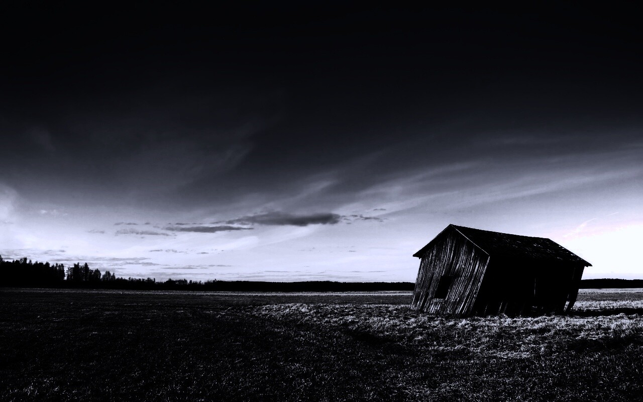 Покосившийся сарай обои
