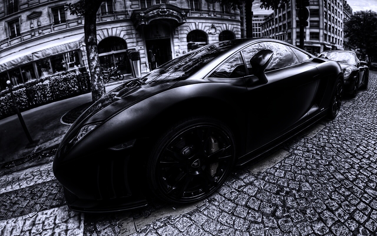 Ламборжини и Порше широкоугольным объективом обои