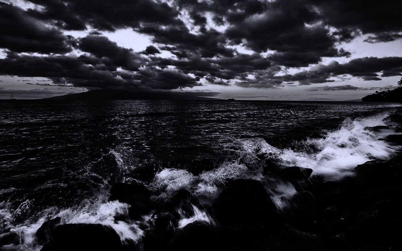 Неспокойно синее море.. обои