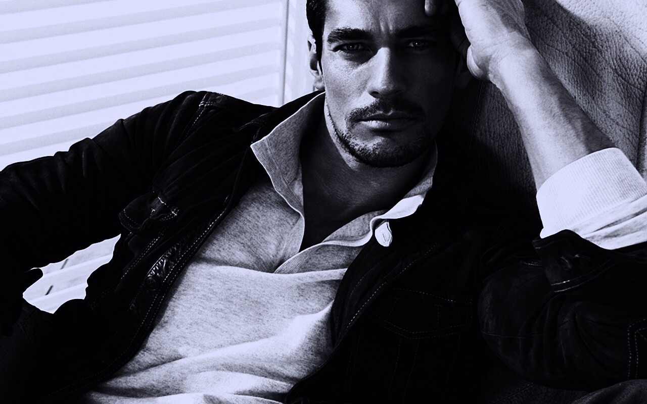 Парень в куртке обои