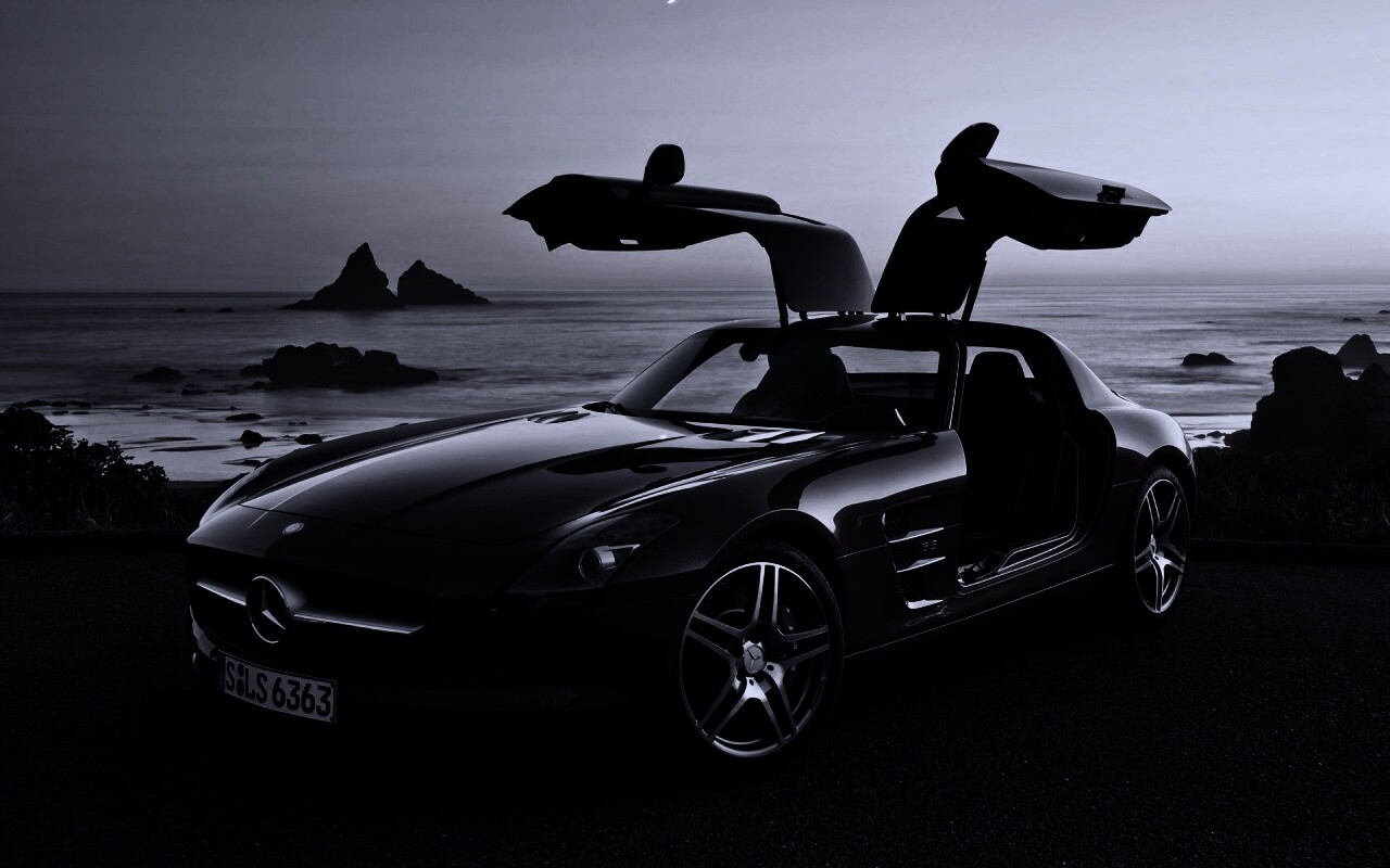 Мерседес на побережье обои
