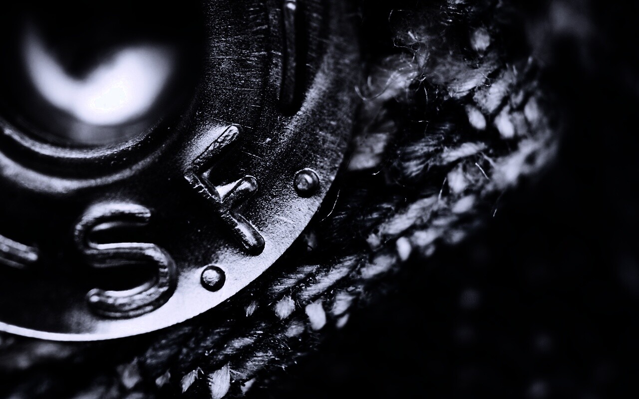 Заклепка на джинсах в макро обои