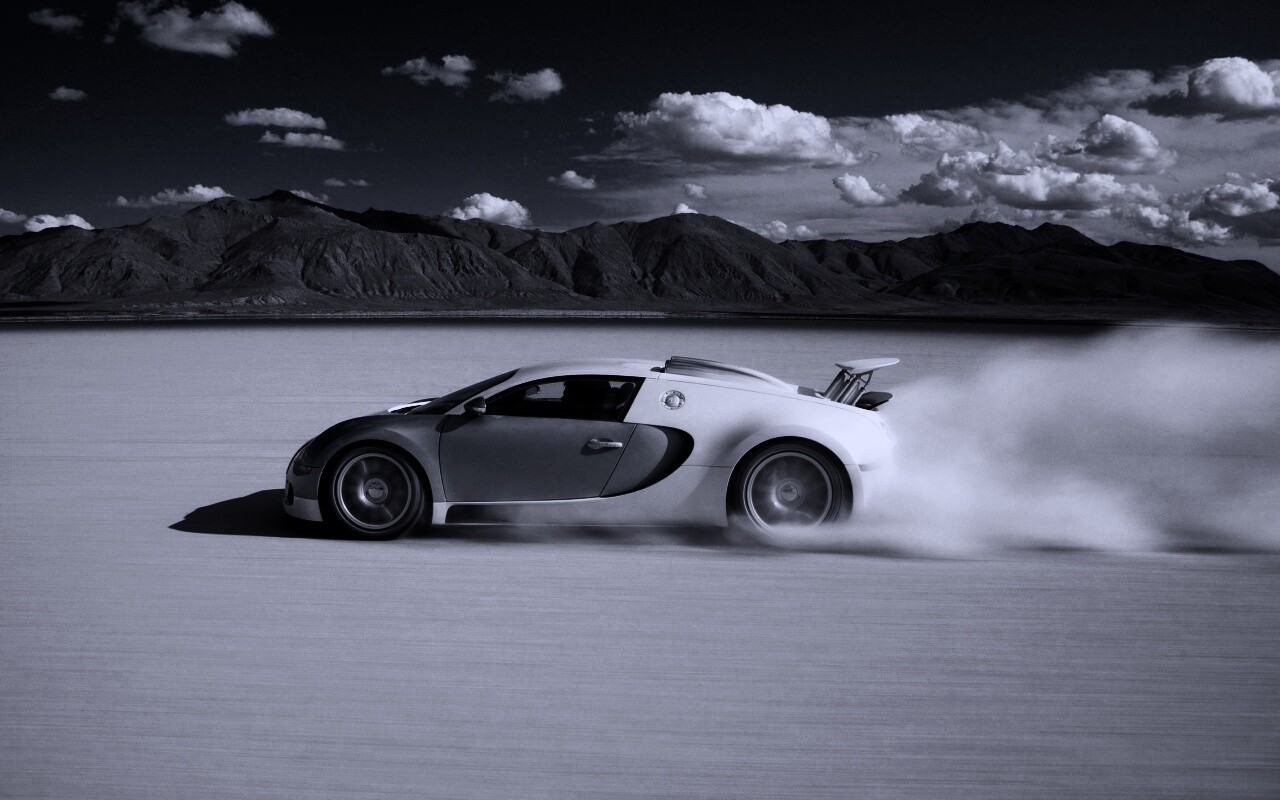 Бугатти в долине обои