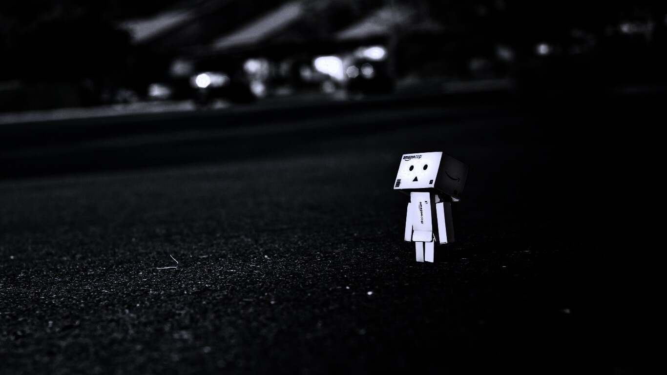 Данбо смотрит вверх обои