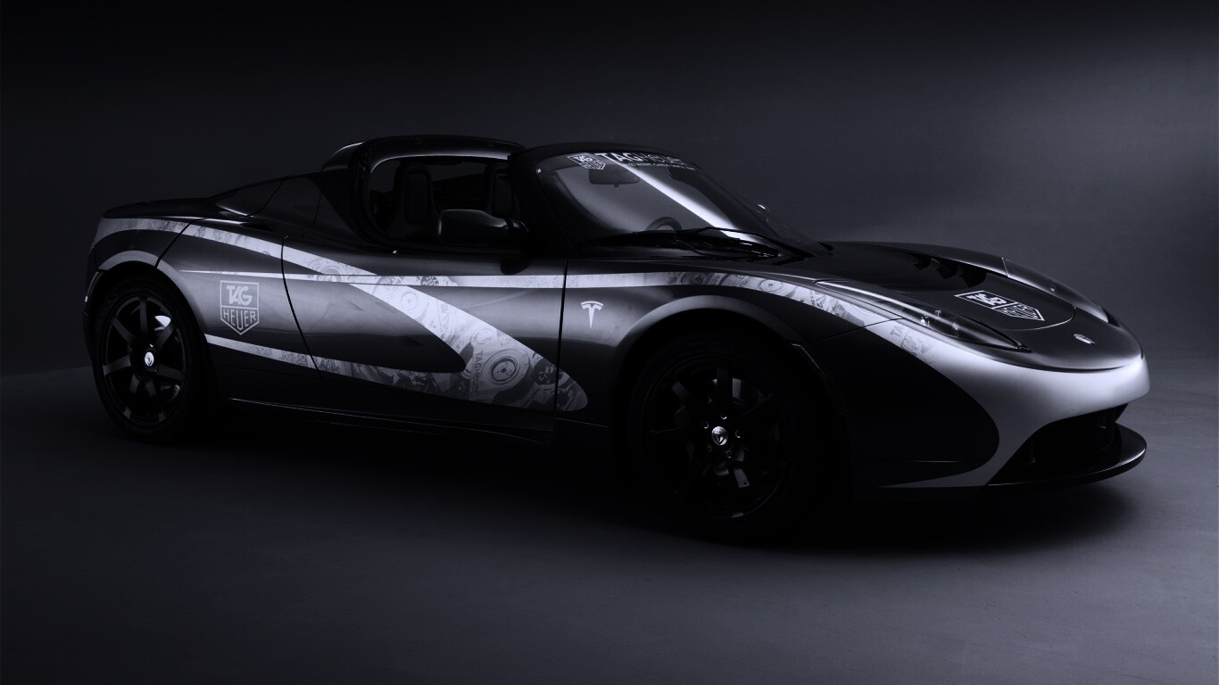 Tag Heuer Tesla Roadster обои