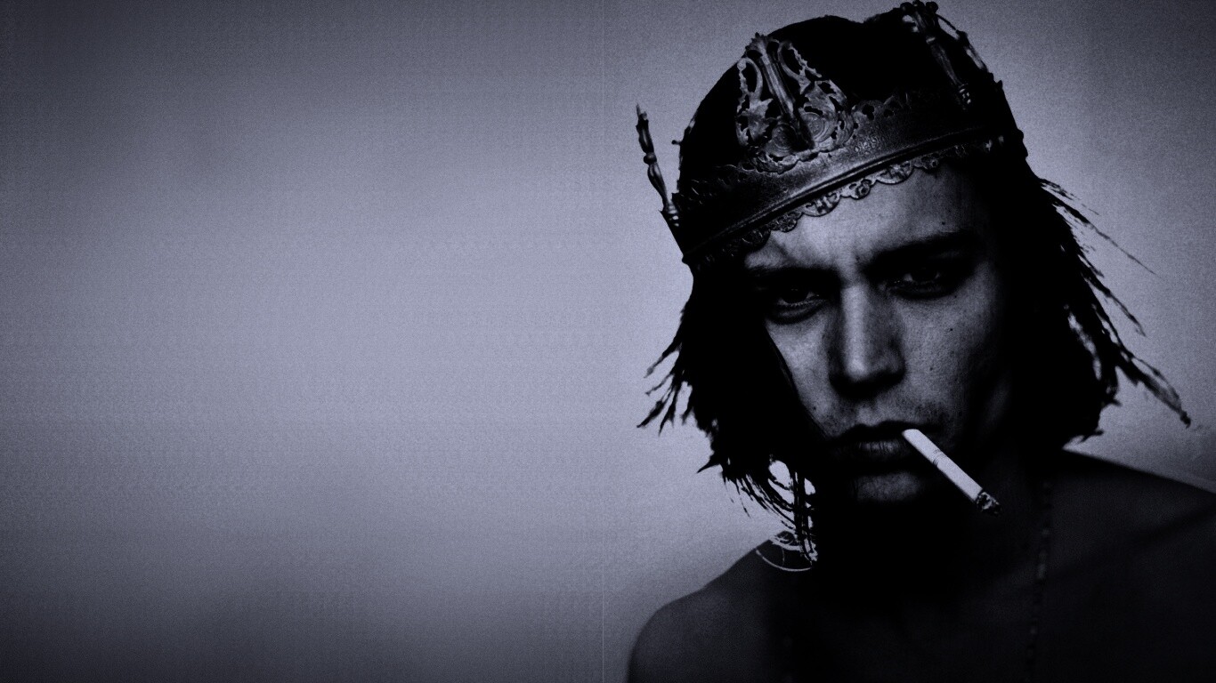 Джонни Депп в короне обои