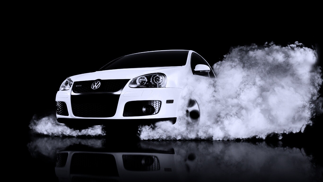 Буксующий белый Фольц обои