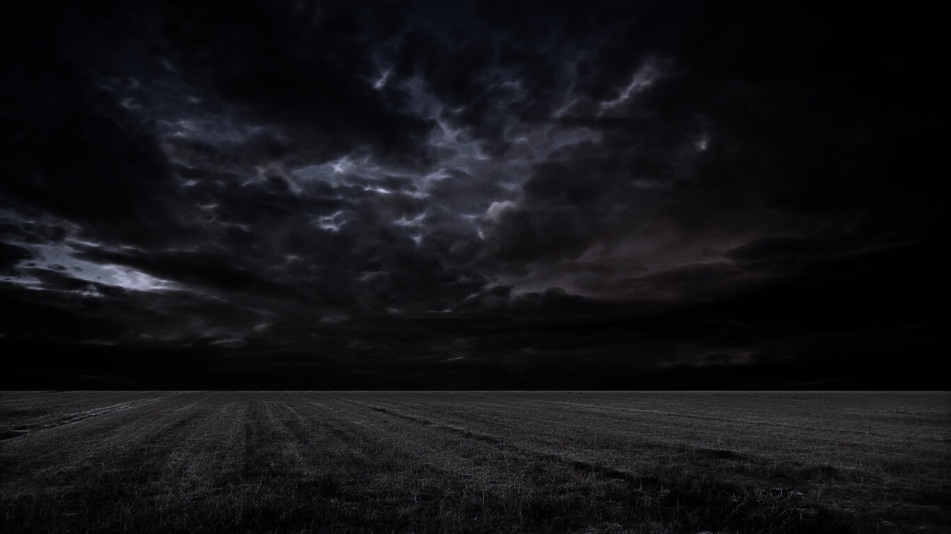 Тучи над желтым полем обои