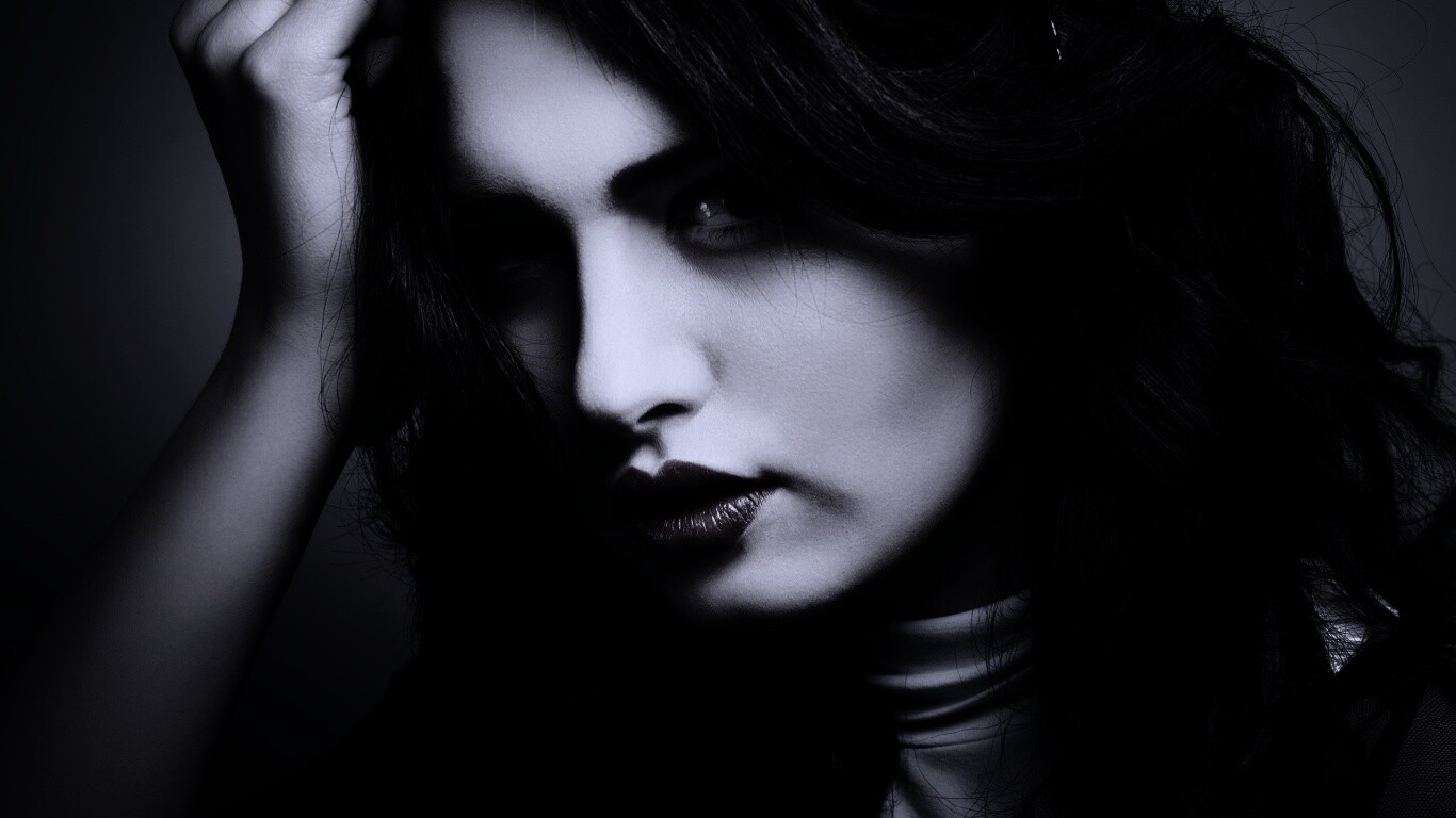 Модель с отличным макияжем обои