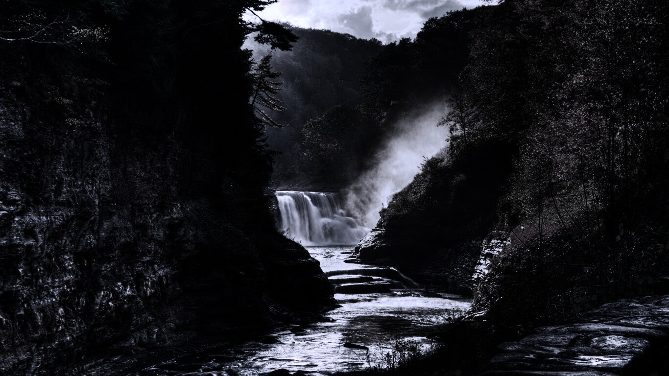 Скалистый водопад обои