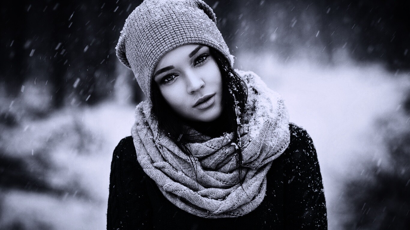 Девушка в снегопад обои