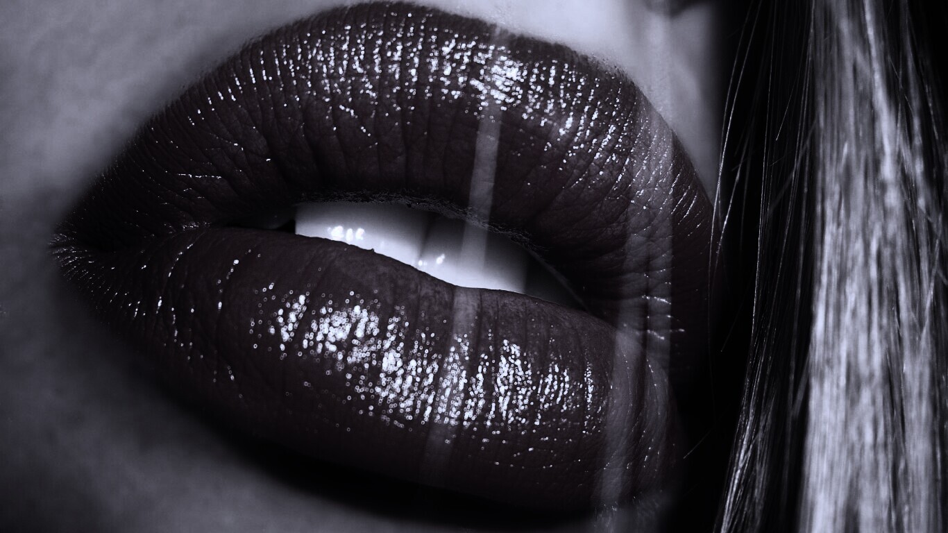 Сочные губы обои