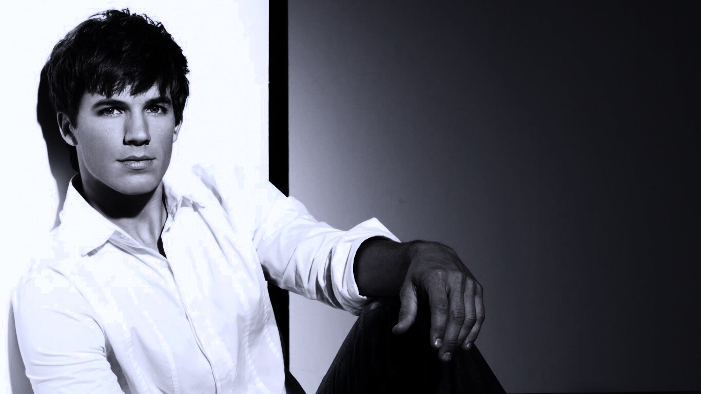 Красавчик обои