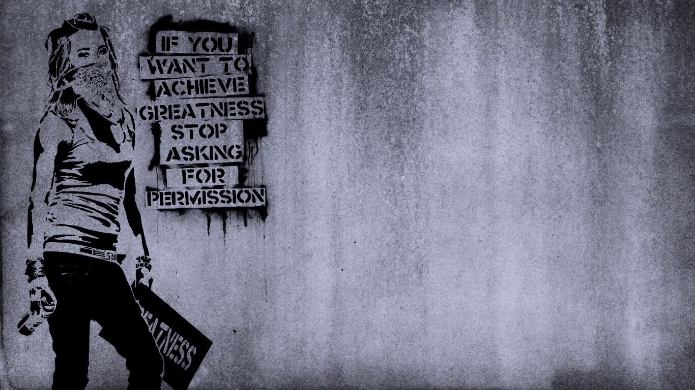 Девушка с баллончиком обои