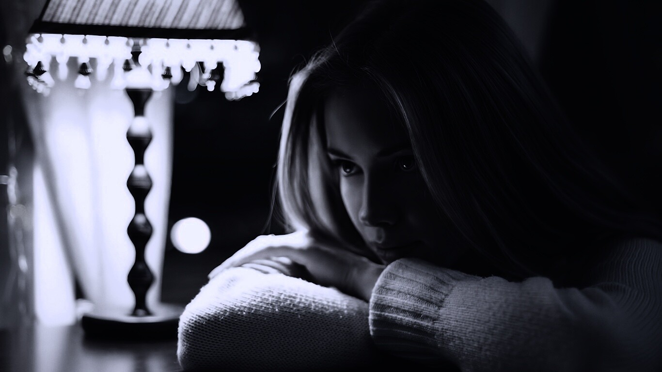 Задумалась обои