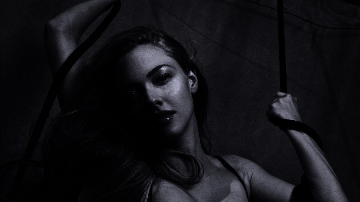 Аманда Сейфрид обои